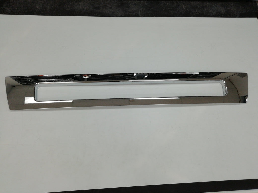 (13930-N) Volvo VNL 670 / 730 / 780 Chrome Center Bumper Trim ('03-'17)