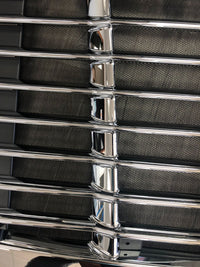 (18413-N) Freightliner Cascadia 125 Grille W/Bug Shield (Winter Guard Edition)