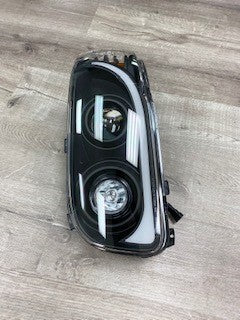 (20886) Peterbilt 388 / 389 Black LED Bar Projector Headlights ('06-'18)