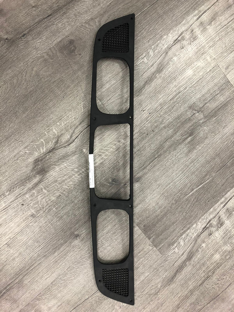 (H-20984-N) International LT Center Bumper Trim