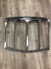 (H-20994-N) Peterbilt 579 Grille 2012-2019